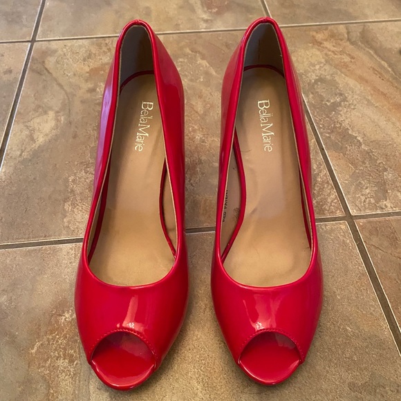 RED HEELS - Picture 3 of 5